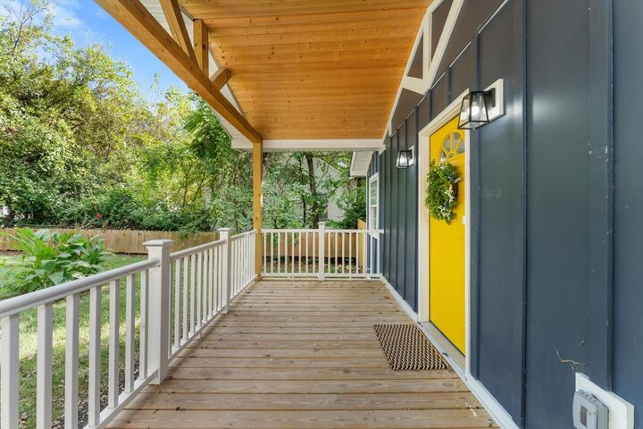 Property Photo:  920 North 2nd Street  TN 37207 