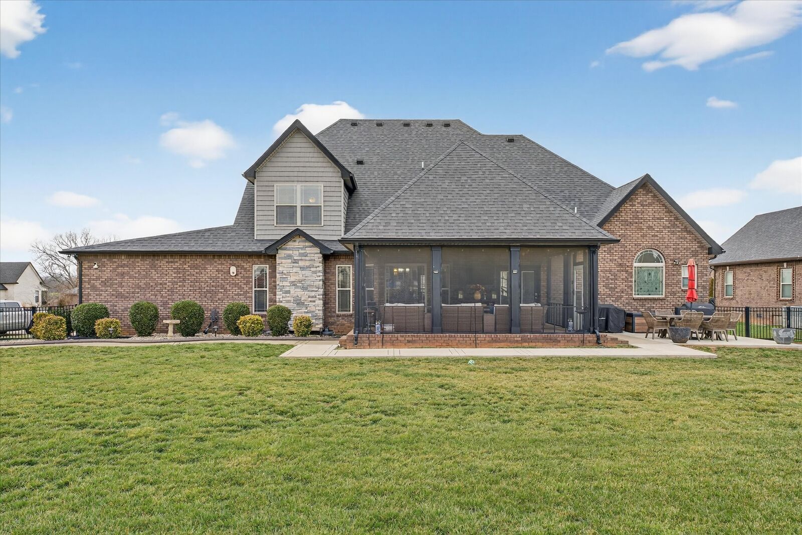 Property Photo:  2976 Hartley Dr  TN 37043 