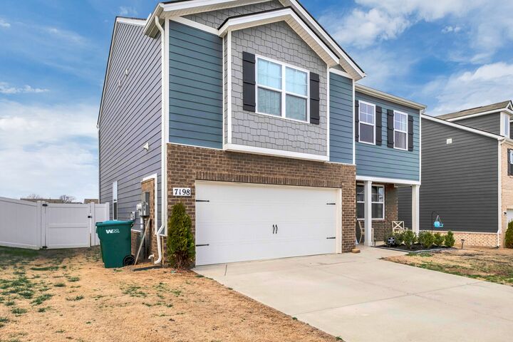 Property Photo: 7198 Golden Way TN 37188