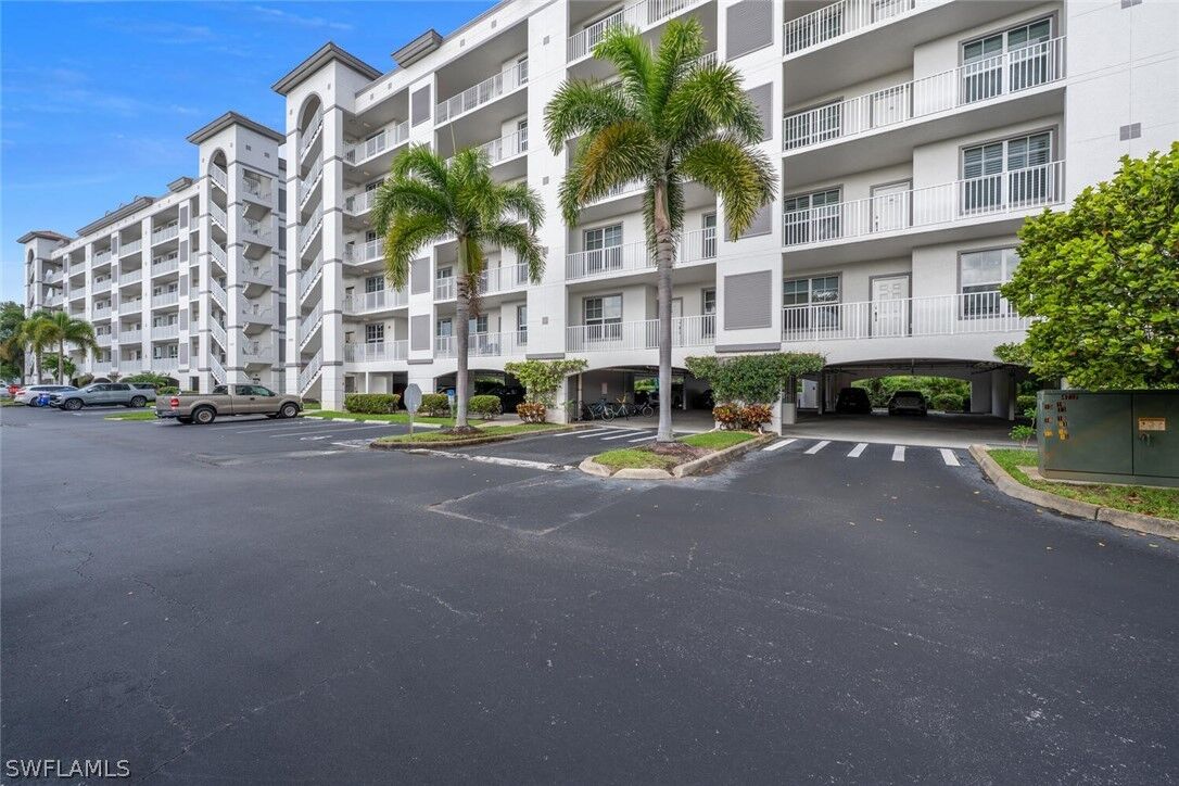 Property Photo:  28700 Trails Edge Boulevard  FL 34134 