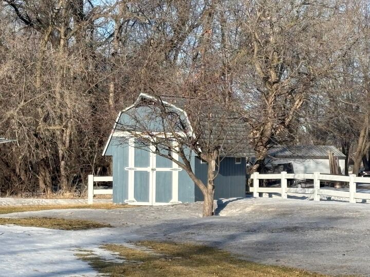 Property Photo:  800 Montana  MN 56215 