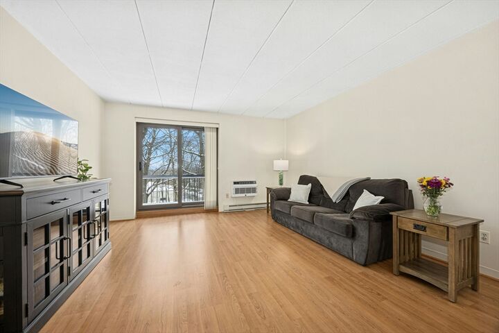 Property Photo:  65 Commons Drive 506  MA 01545 