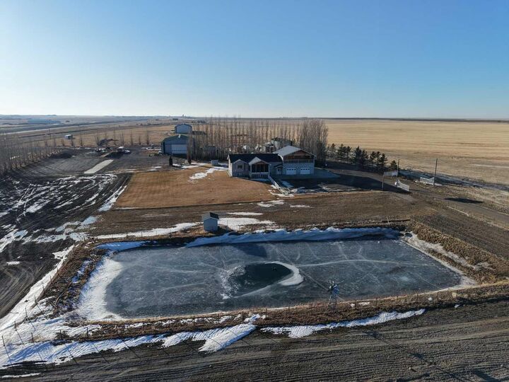 Property Photo: 102082 Rge Rd 123 AB T0K 0J0