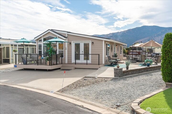 Property Photo: 1000 State Route 150 68 WA 98831