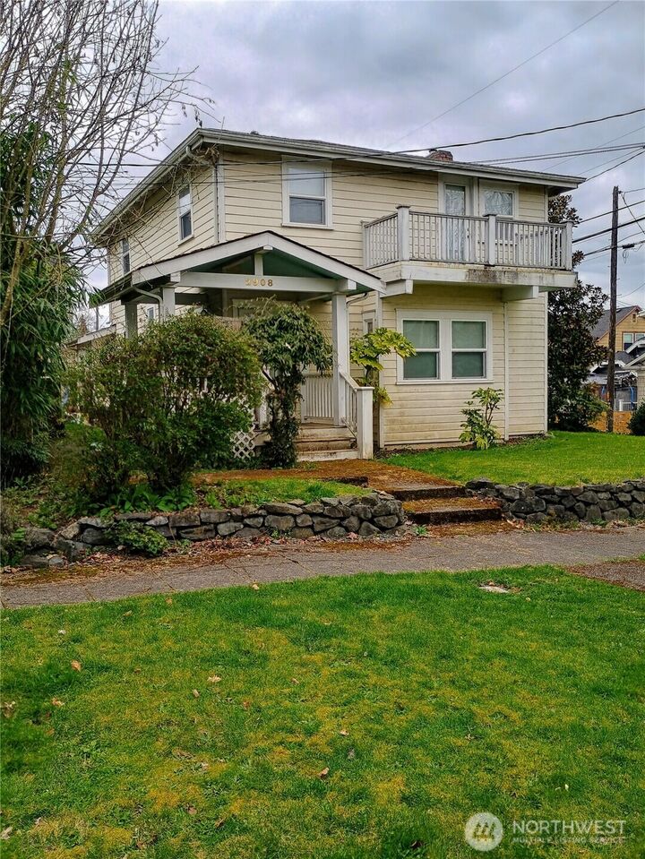 Property Photo:  2908 N Lawrence Street  WA 98407 