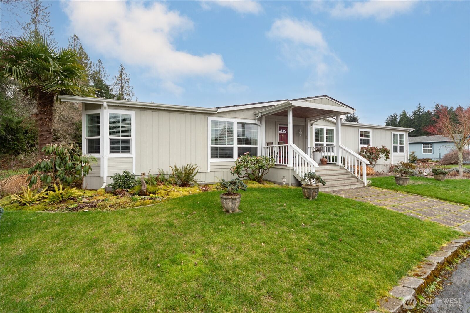 Property Photo: 6680 NE Aquarius Lane WA 98311