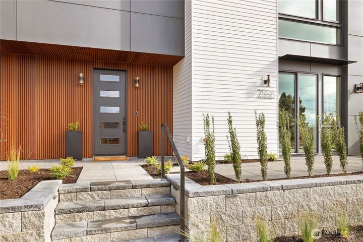 Property Photo:  2558  30th Avenue W  WA 98199 