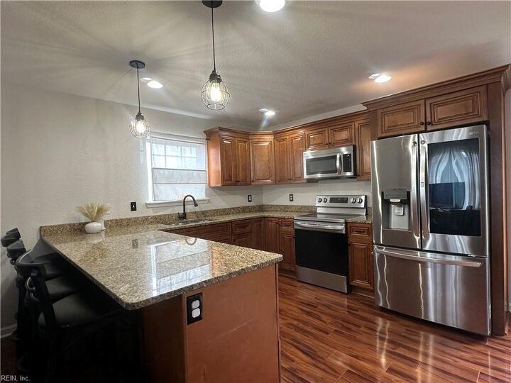 Property Photo: 2261 Corbett Ave VA 23518