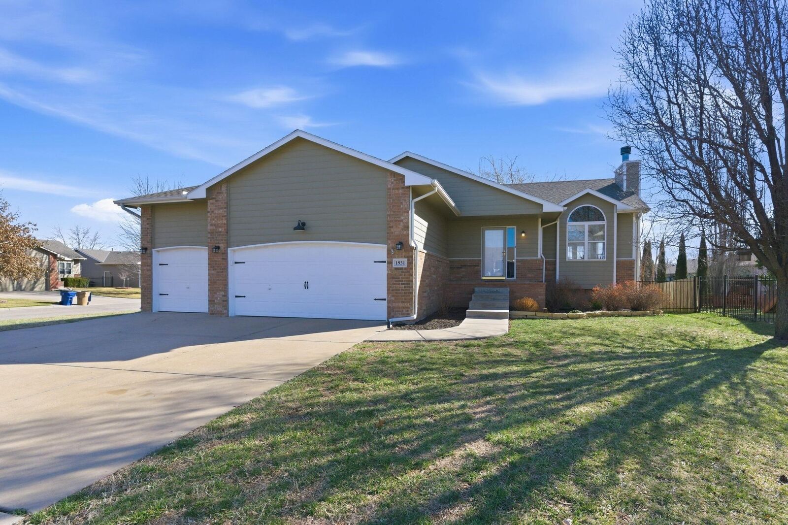 Property Photo:  1931 N Beretta Ct  KS 67002 