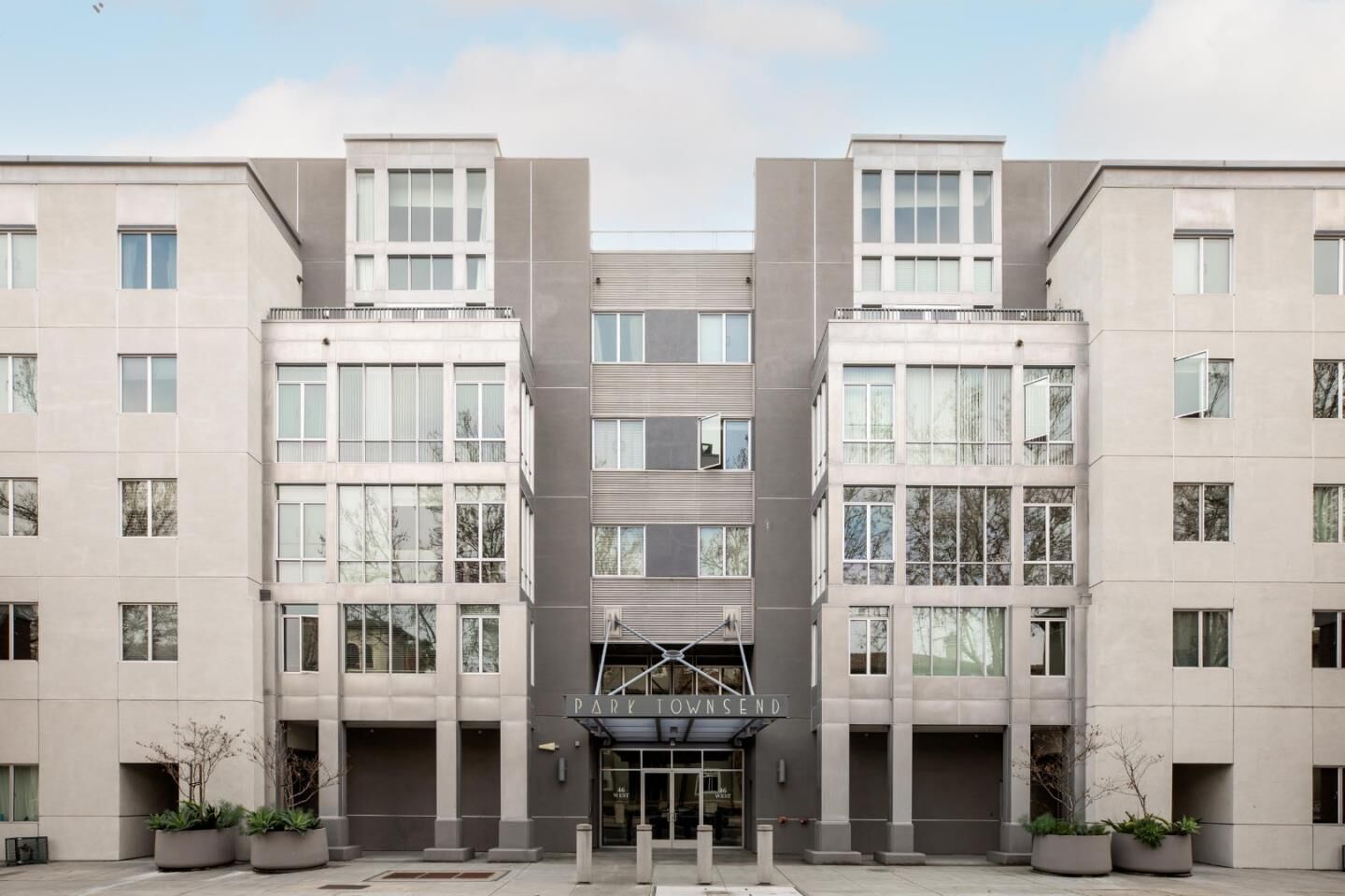 Property Photo:  46 West Julian Street 208  CA 95110 