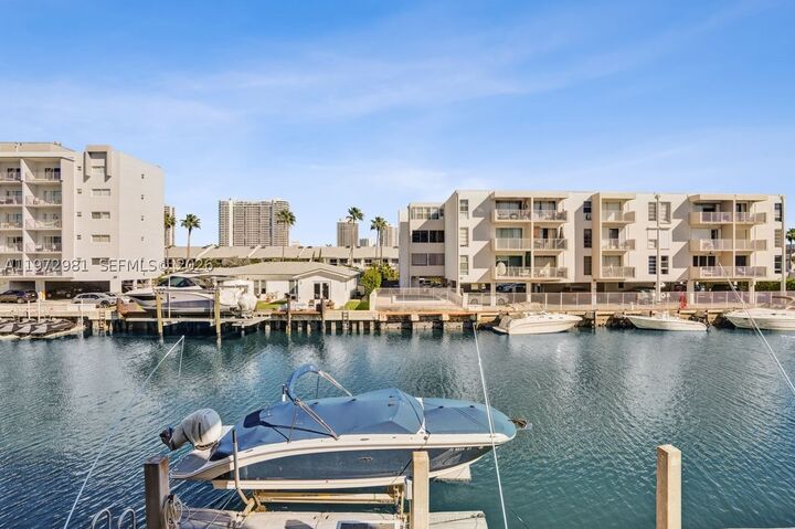 Property Photo: 3665 NE 167th St 208 FL 33160