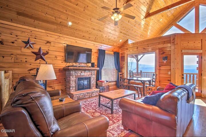 Property Photo: 2310 Top Of The World Drive TN 37876