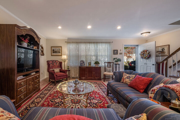 Property Photo:  45 Wilshire Road 45  CT 06443 