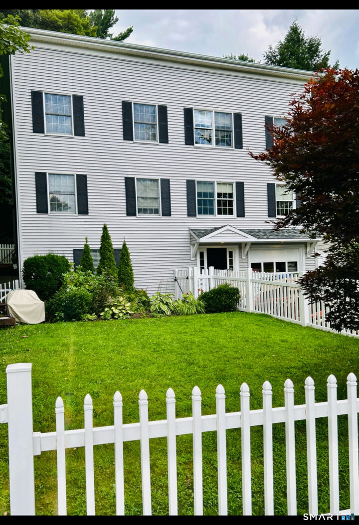 Property Photo:  26 Abbott Avenue  CT 06877 