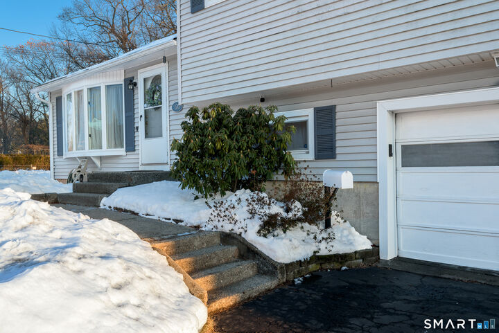 Property Photo:  170 Monroe Street  CT 06118 