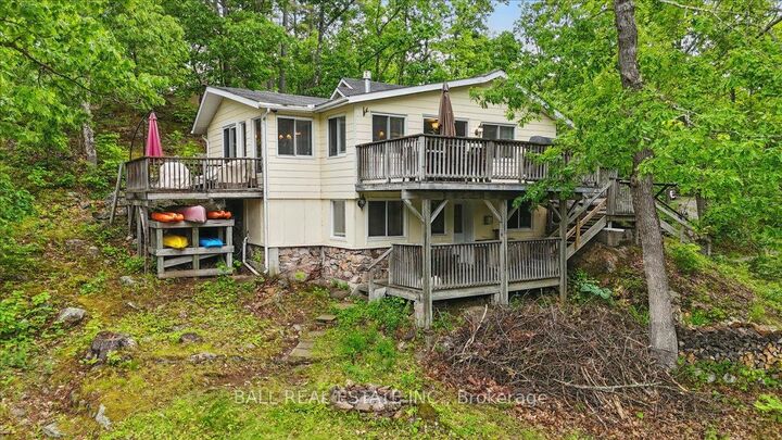 Property Photo: 3559 Harbour Point Lane ON K0L 2H0