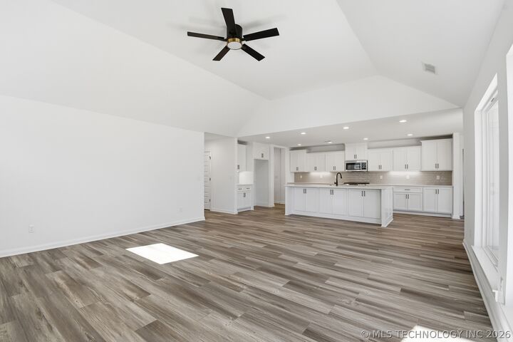 Property Photo:  13135 S 105th  OK 74008 