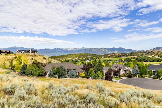 Property Photo: 3204 Stoney Creek Cir 107 UT 84032