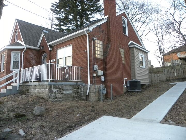 Property Photo:  104 Amherst Ave  PA 15229 
