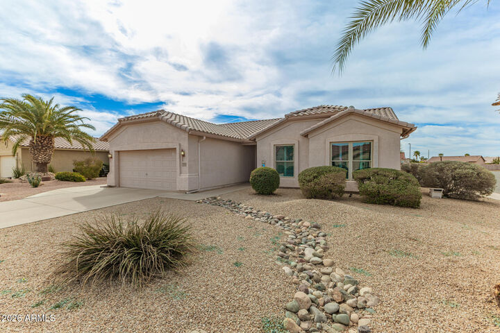 Property Photo:  1413 E Peach Tree Drive  AZ 85249 