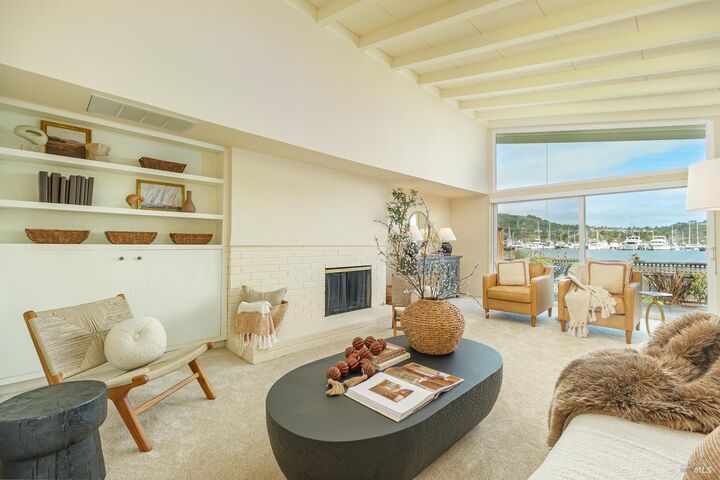 Property Photo:  50 Porto Bello Drive  CA 94901 