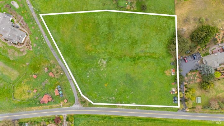 Property Photo:  1226 Madrone Avenue  CA 94931 