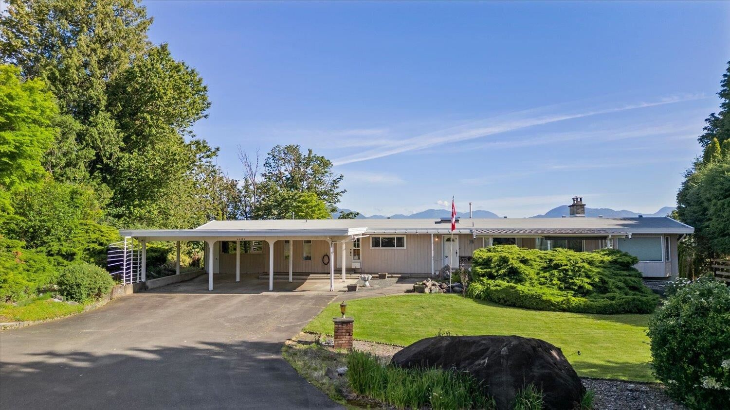Property Photo:  46486 Uplands Road  BC V2R 4M5 