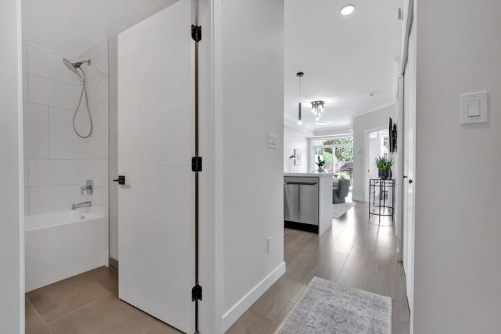 Property Photo: 12143 223 Street 420 BC V2X 5Y6