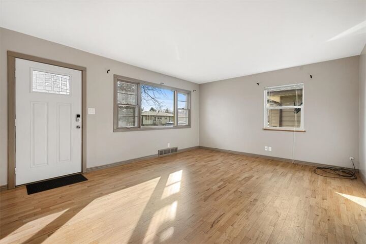 Property Photo:  2521 Custer Avenue  MT 59102 