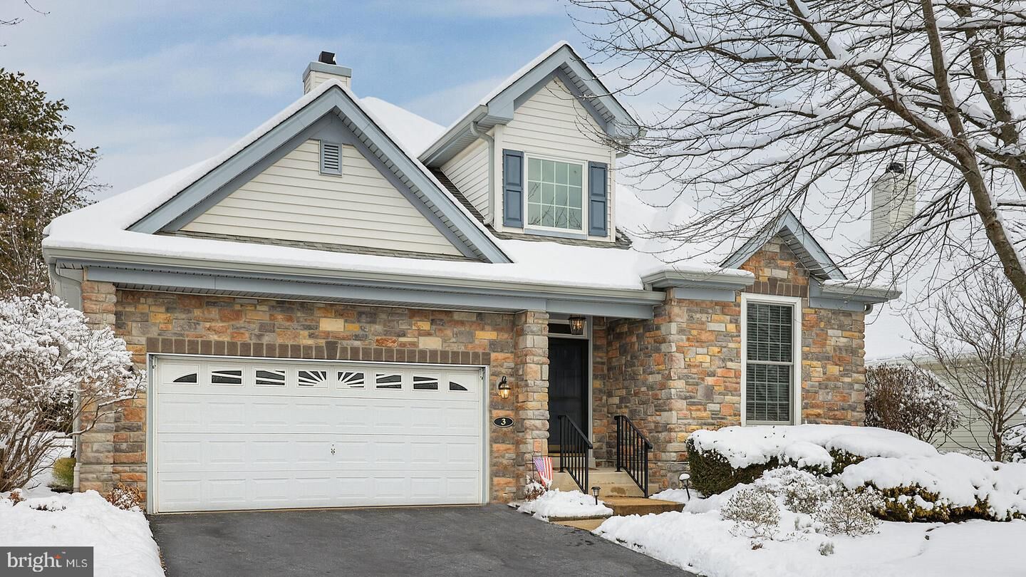 Property Photo:  3 Vinson Drive  NJ 08822 