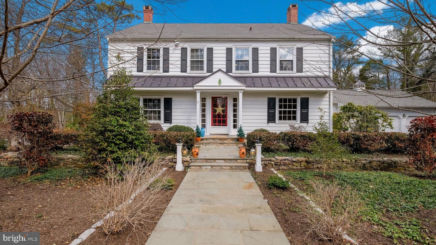 Property Photo:  563 Pebble Hill Road  PA 18901 