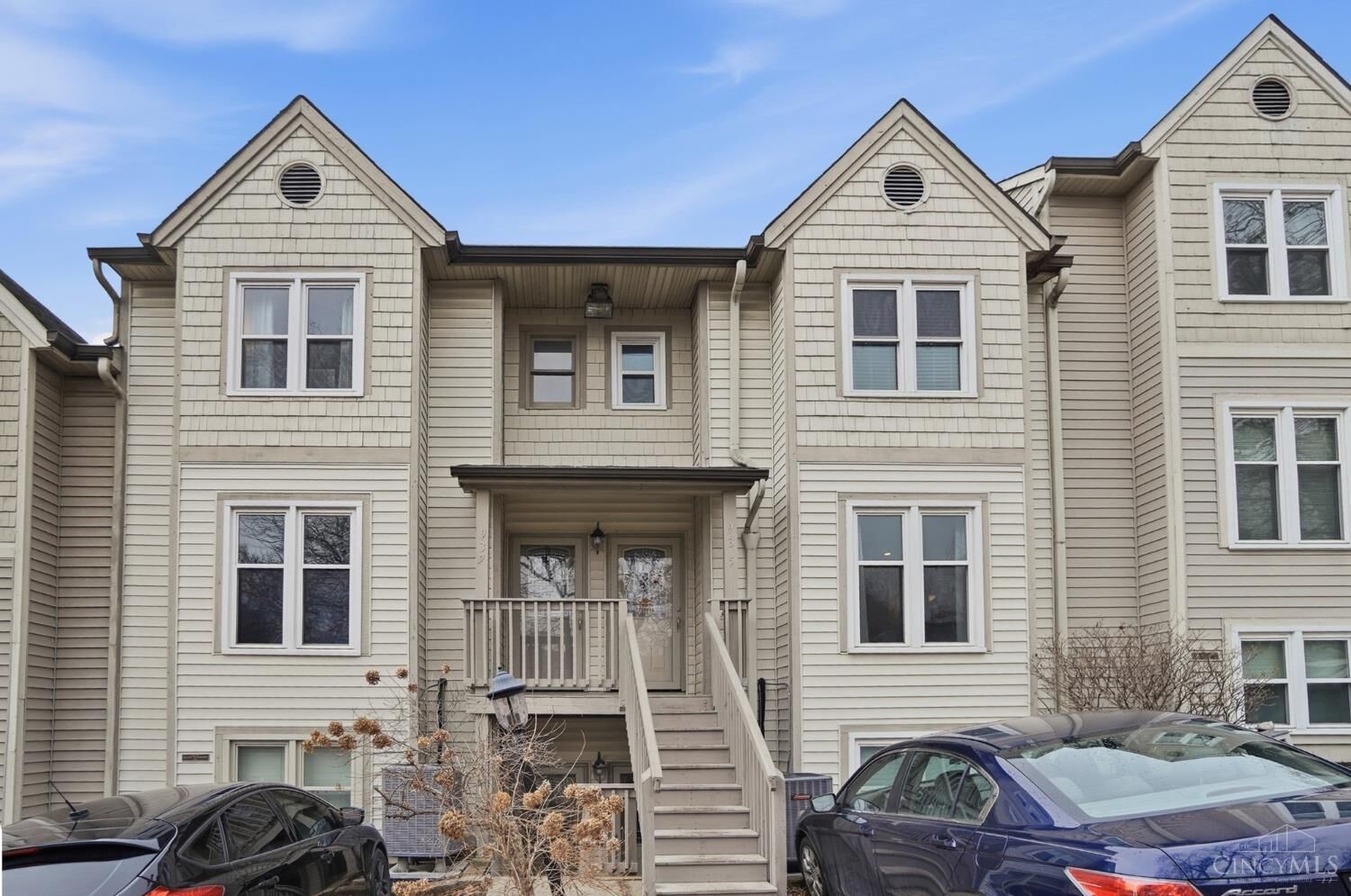 Property Photo:  933 Auburnview Drive  OH 45206 