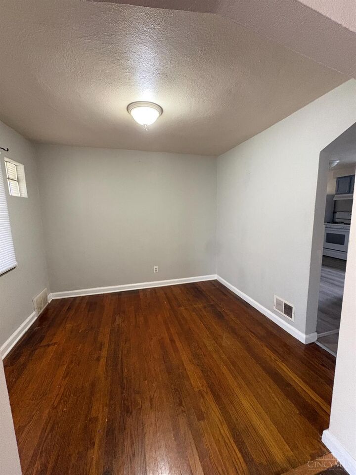 Property Photo:  3341 North Bend Road  OH 45239 