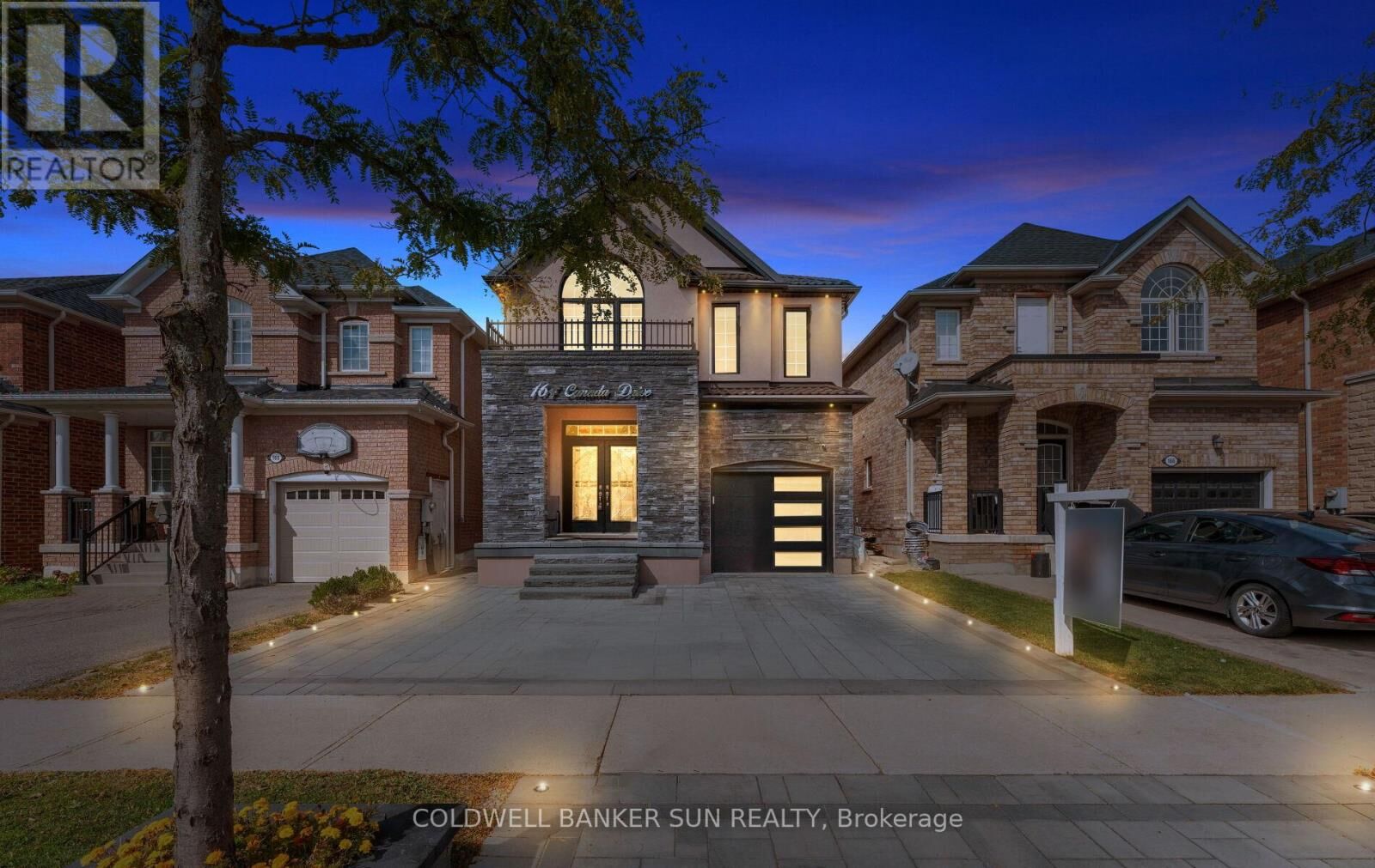 Property Photo:  164 Canada Drive  ON L4K 0K1 