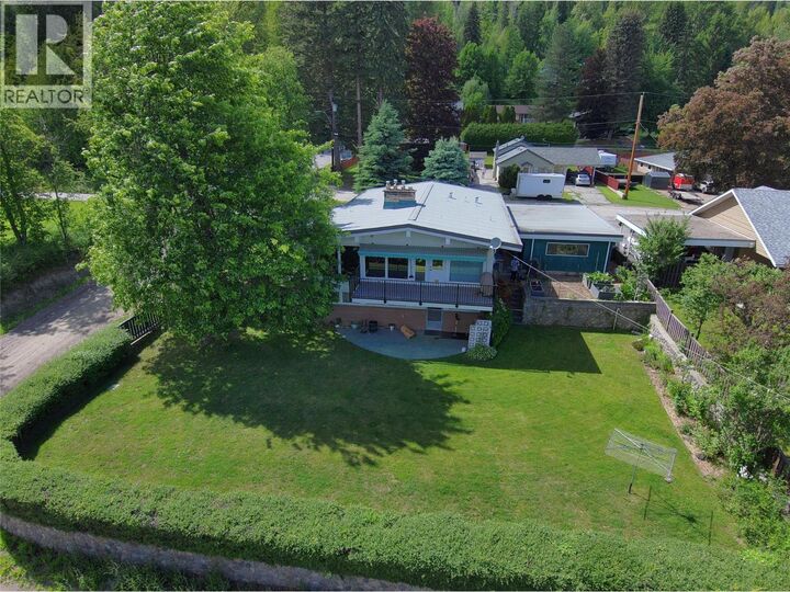 Property Photo: 1832 Third Street BC V0G 1L1