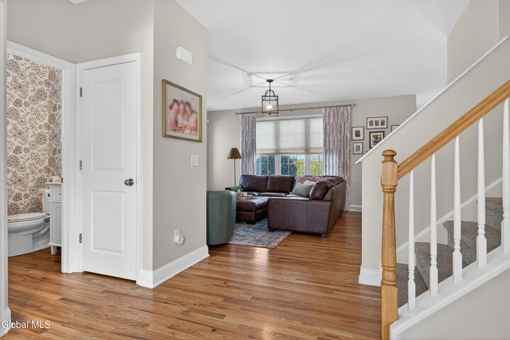 Property Photo:  4 Matthews Court  NY 12047 