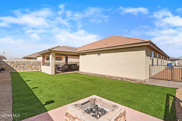 Property Photo: 7866 Enchanted Circle Drive TX 79911