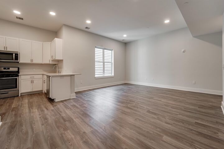 Property Photo:  660 Grand St 413  NJ 07304 