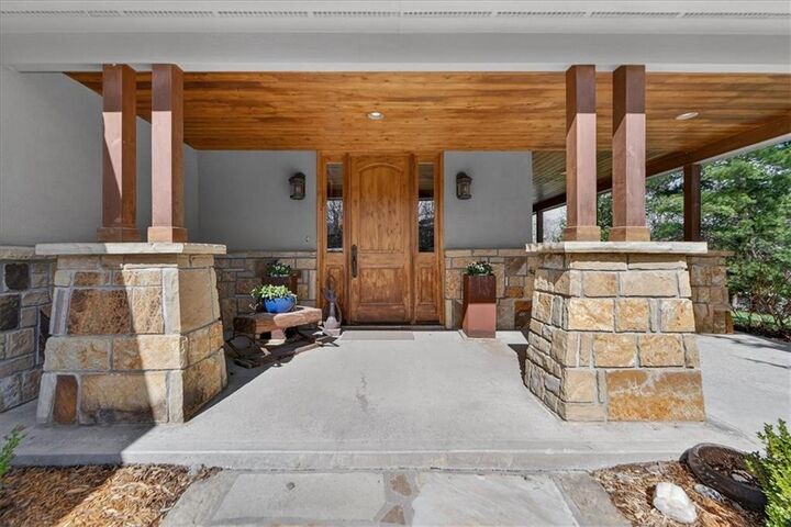 Property Photo:  235 Hillcrest West Street  KS 66217 