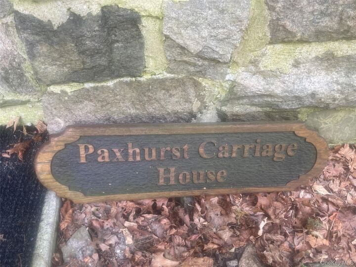 Property Photo:  32 E Lake Stable Road  NY 10987 