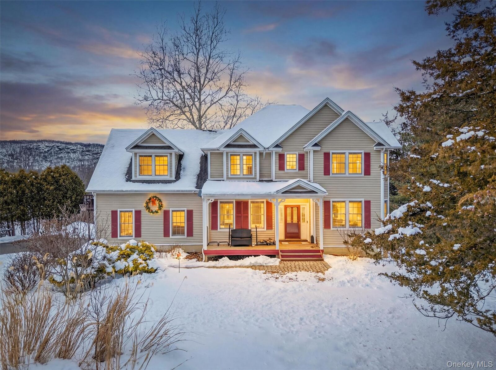 Property Photo:  72 Coppergate Lane  NY 10990 