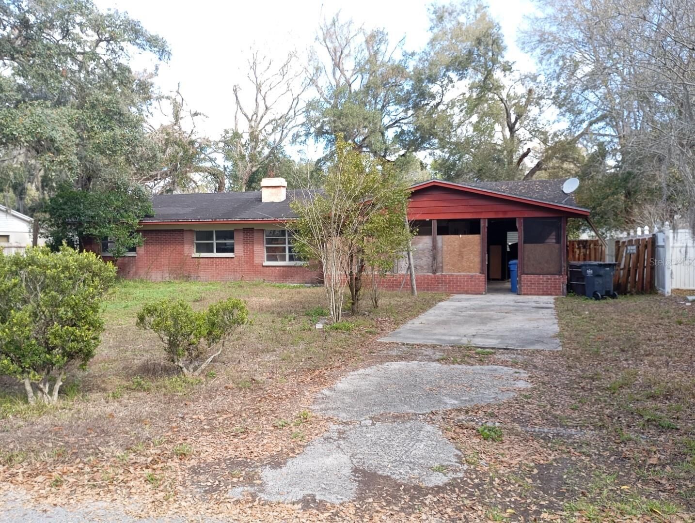 Property Photo:  2924 E 148th Avenue  FL 33559 