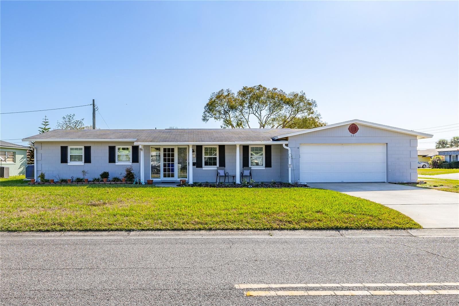 Property Photo:  601 Robert Street  FL 34741 