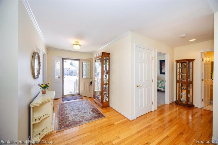 Property Photo: 19079 Shay Court MI 48152 4122