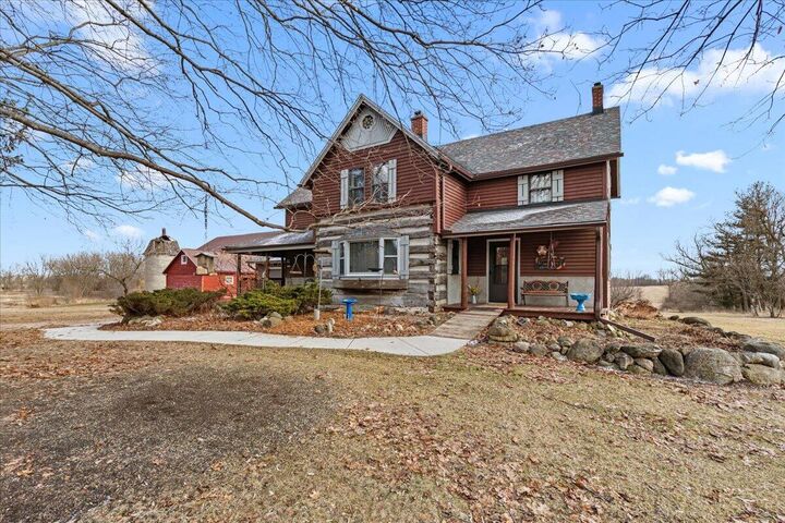 Property Photo:  2666 Jackson Dr  WI 53037 