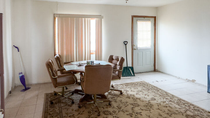 Property Photo:  424 N Lancaster Avenue  IL 60506 