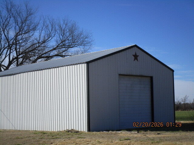 Property Photo:  2397 N Benton Lane  IL 62846 