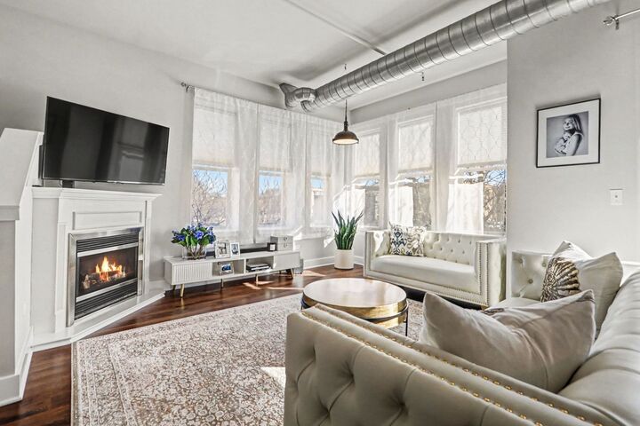 Property Photo:  351 Front Street 2212  IL 60439 