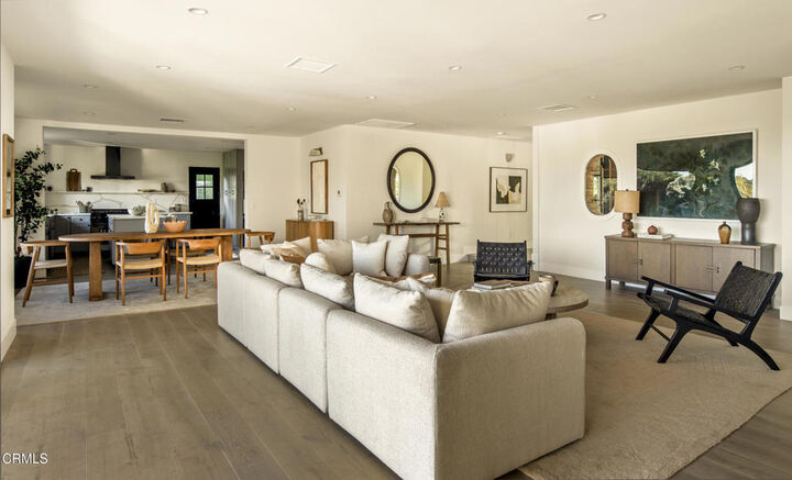 Property Photo:  2994 Durand Drive  CA 90068 