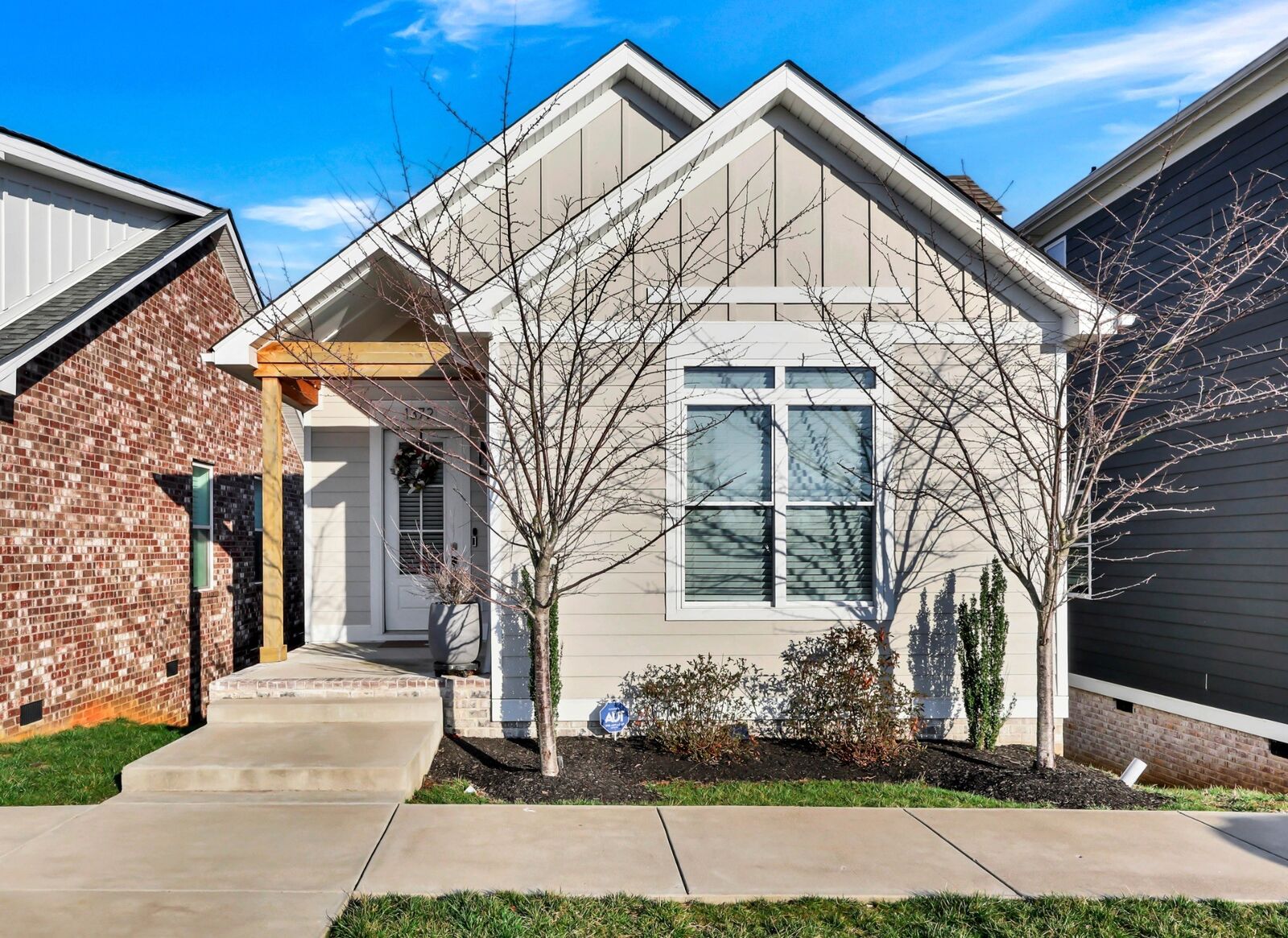 Property Photo:  1372 Hicks Edgen Rd  TN 37146 